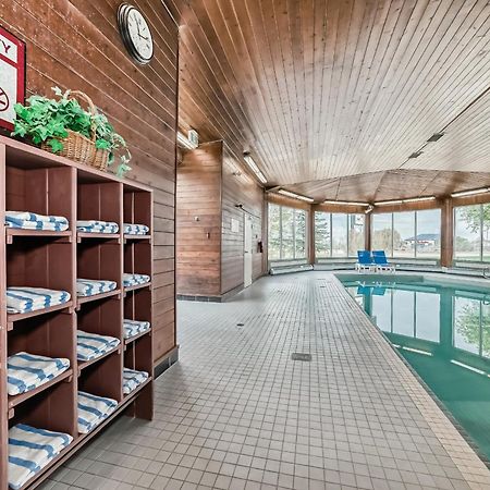 Stony Plain Inn & Suites Dış mekan fotoğraf