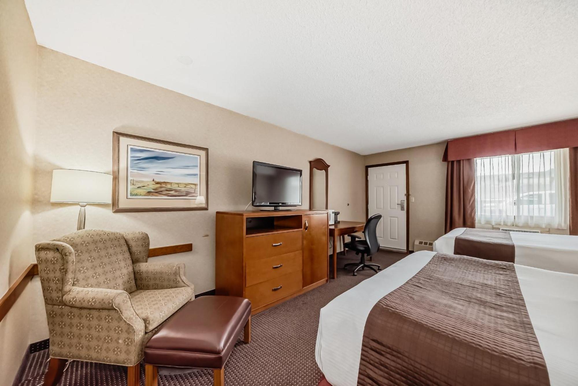 Stony Plain Inn & Suites Dış mekan fotoğraf