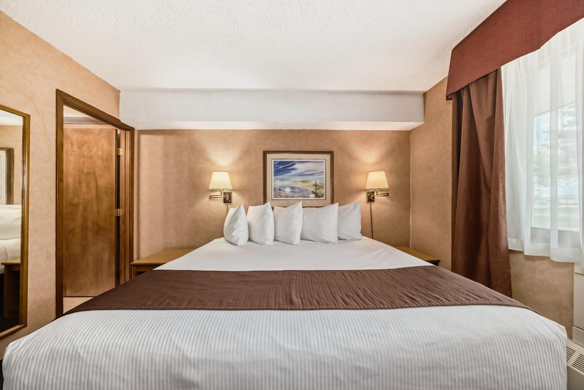 Stony Plain Inn & Suites Dış mekan fotoğraf