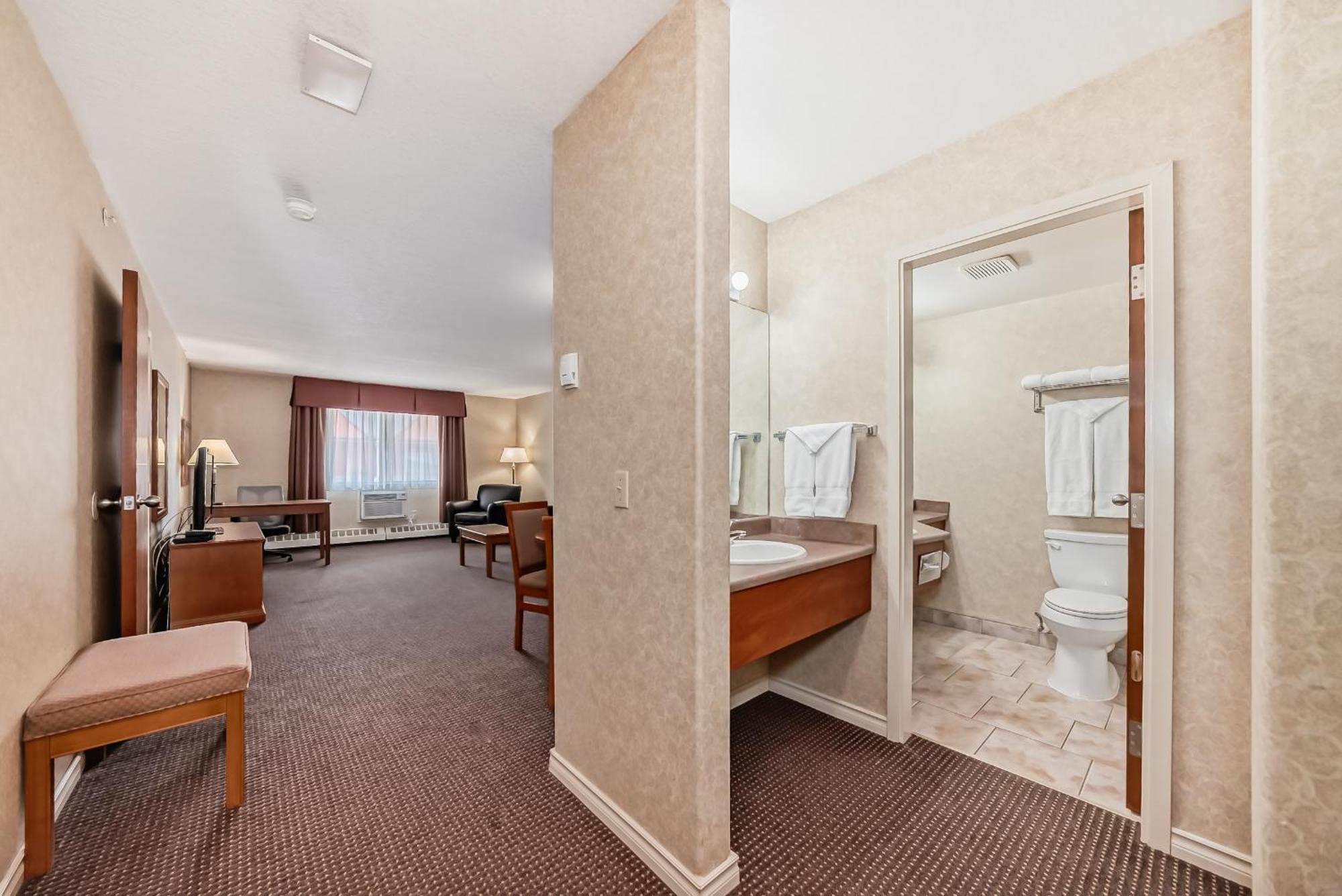 Stony Plain Inn & Suites Dış mekan fotoğraf