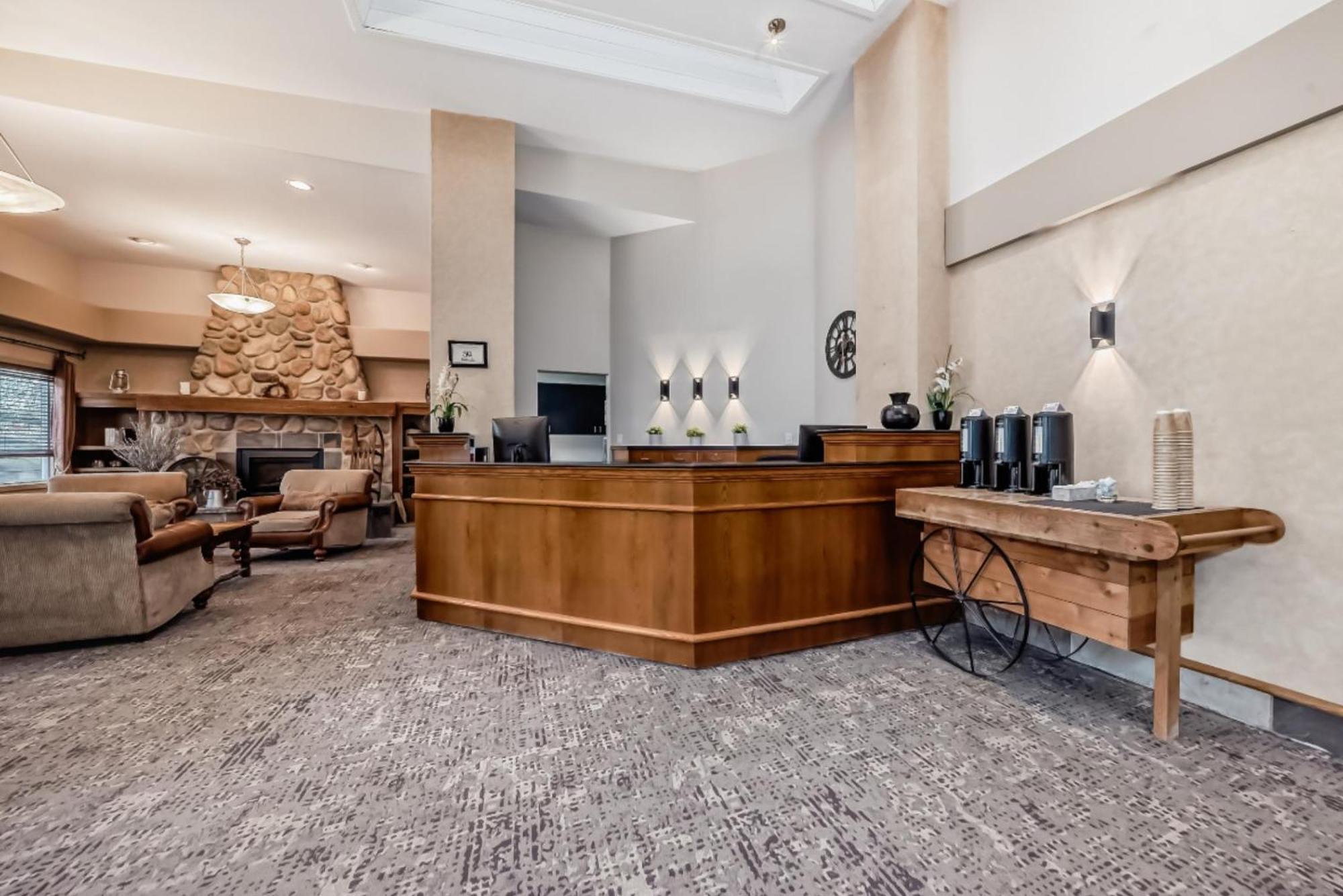 Stony Plain Inn & Suites Dış mekan fotoğraf