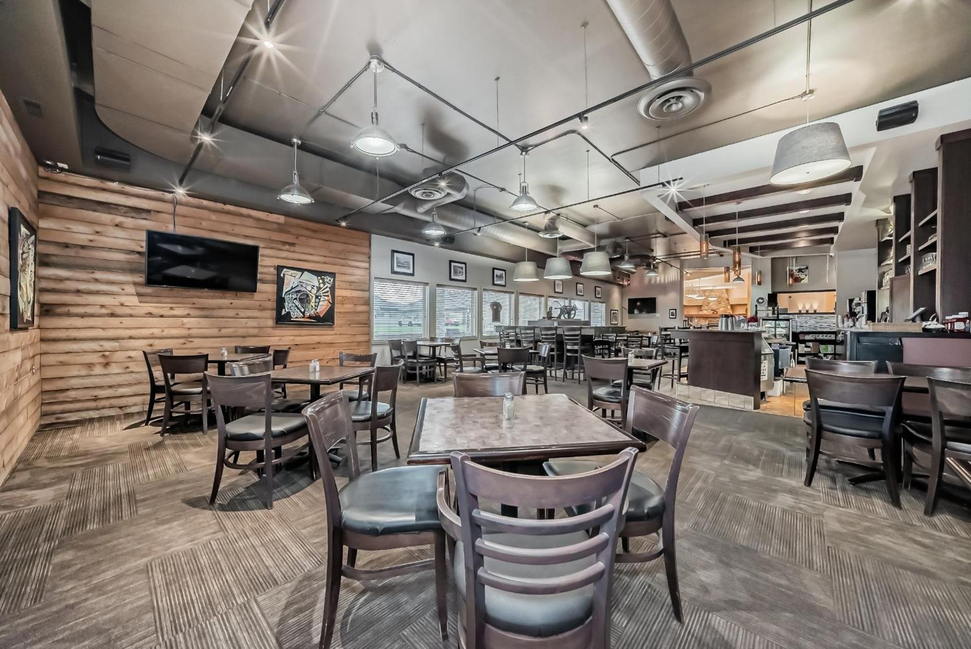 Stony Plain Inn & Suites Dış mekan fotoğraf